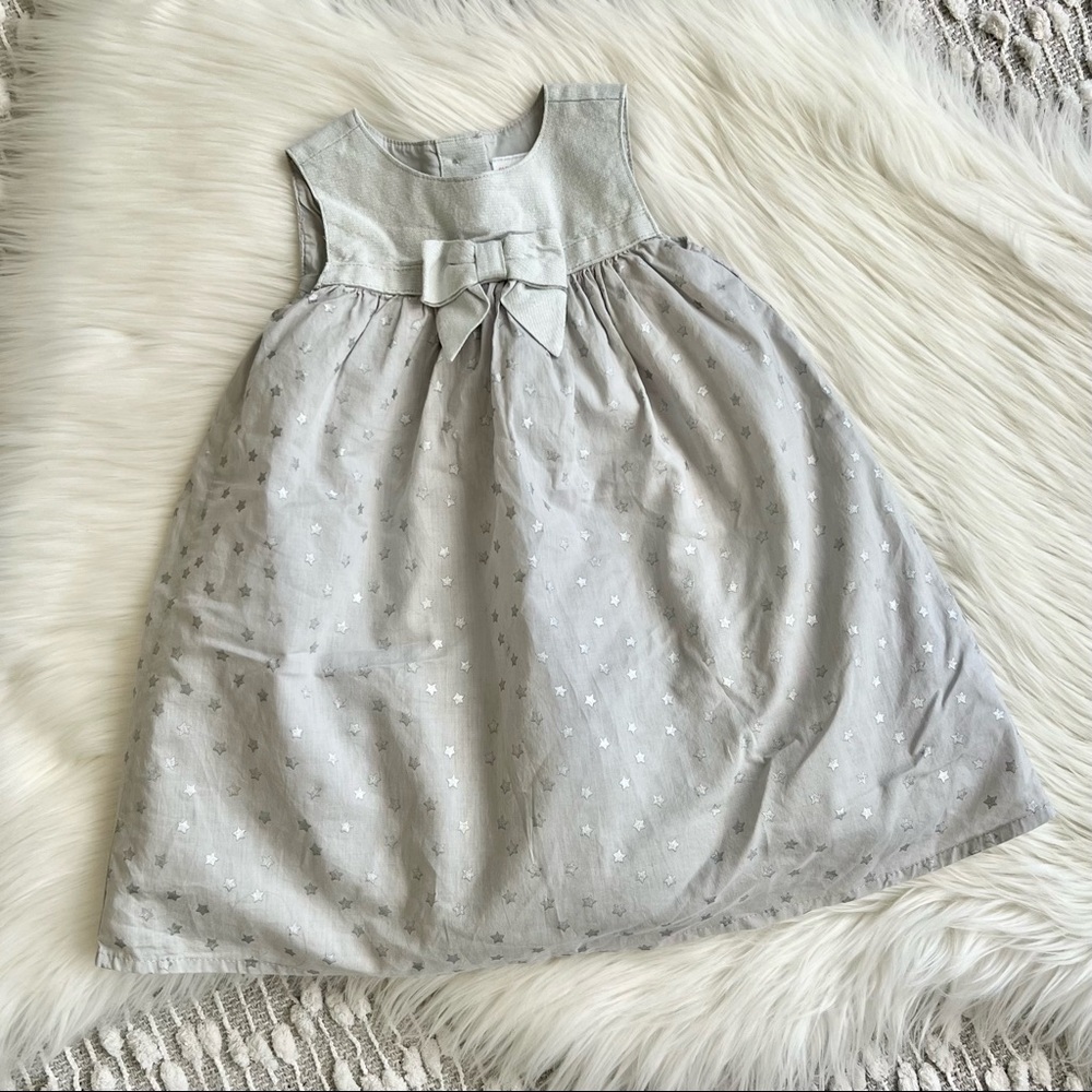 Cute star pattern light grey baby dress with bloomers